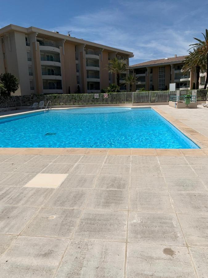 Location Port Frejus, Bord De Mer المظهر الخارجي الصورة